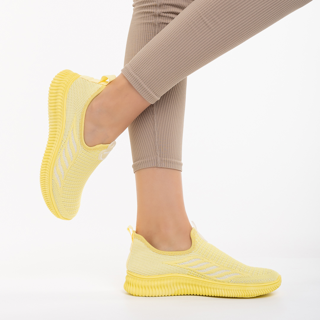 Γυναικεία αθλητικά παπούτσια  κίτρινα από ύφασμα  Fatima, 3 - Kalapod.gr