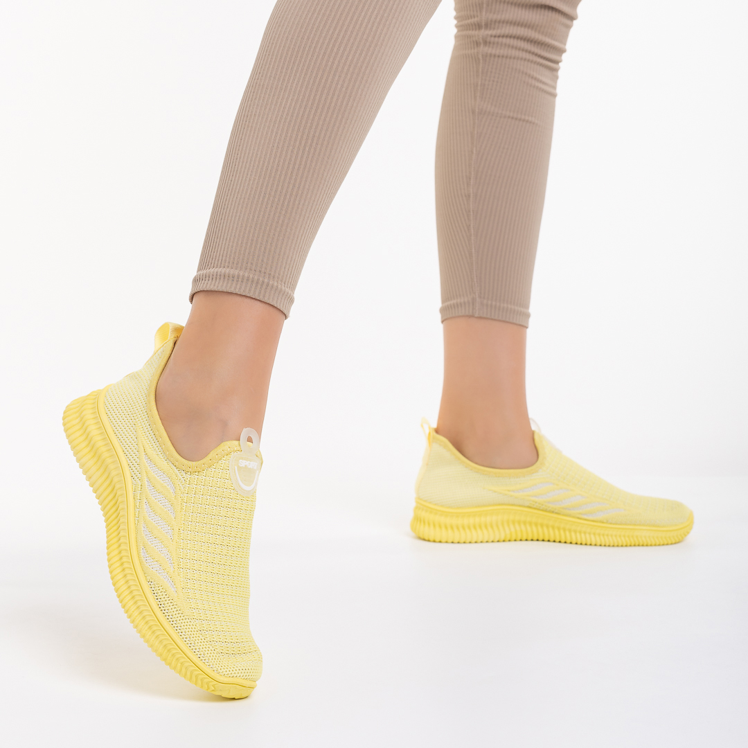 Γυναικεία αθλητικά παπούτσια  κίτρινα από ύφασμα  Fatima, 4 - Kalapod.gr