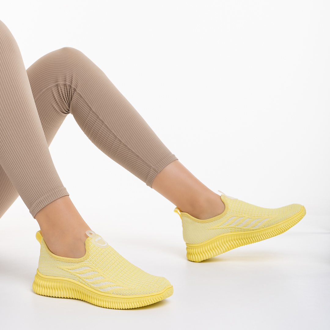 Γυναικεία αθλητικά παπούτσια  κίτρινα από ύφασμα  Fatima, 6 - Kalapod.gr