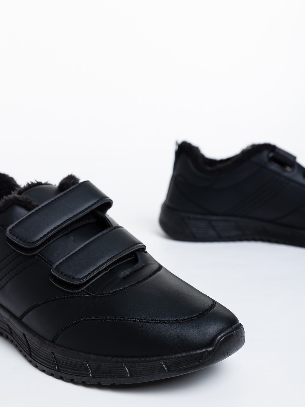 Ανδρικά αθλητικά παπούτσια μαύρα από οικολογικό δέρμα  Triton, 4 - Kalapod.gr