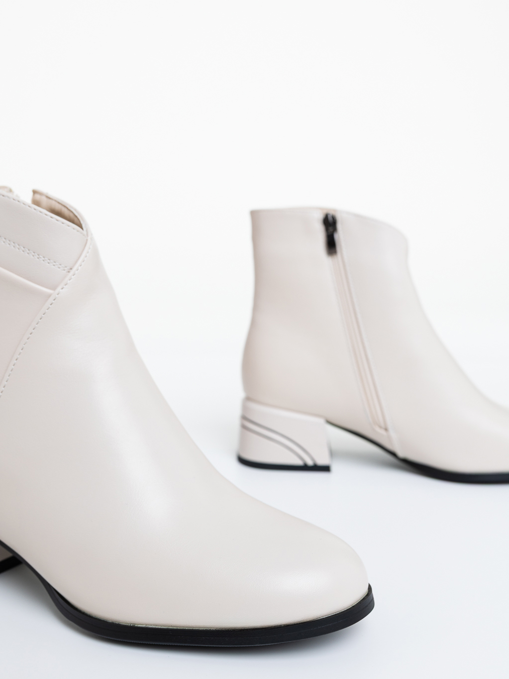 Μποτάκια με χοντρό τακούνι Dipalia Μπεζ, 6 - Kalapod.gr Μποτάκια με χοντρό τακούνι Dipalia Μπεζ, 6 - Kalapod.gr