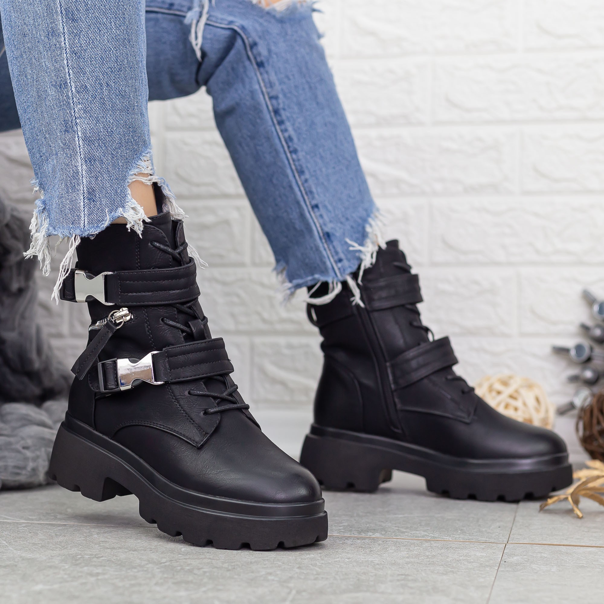 Γυναικείες μπότες με πλατφόρμα Mihani Μαύρο - Kalapod.gr Γυναικείες μπότες με πλατφόρμα Mihani Μαύρο - Kalapod.gr