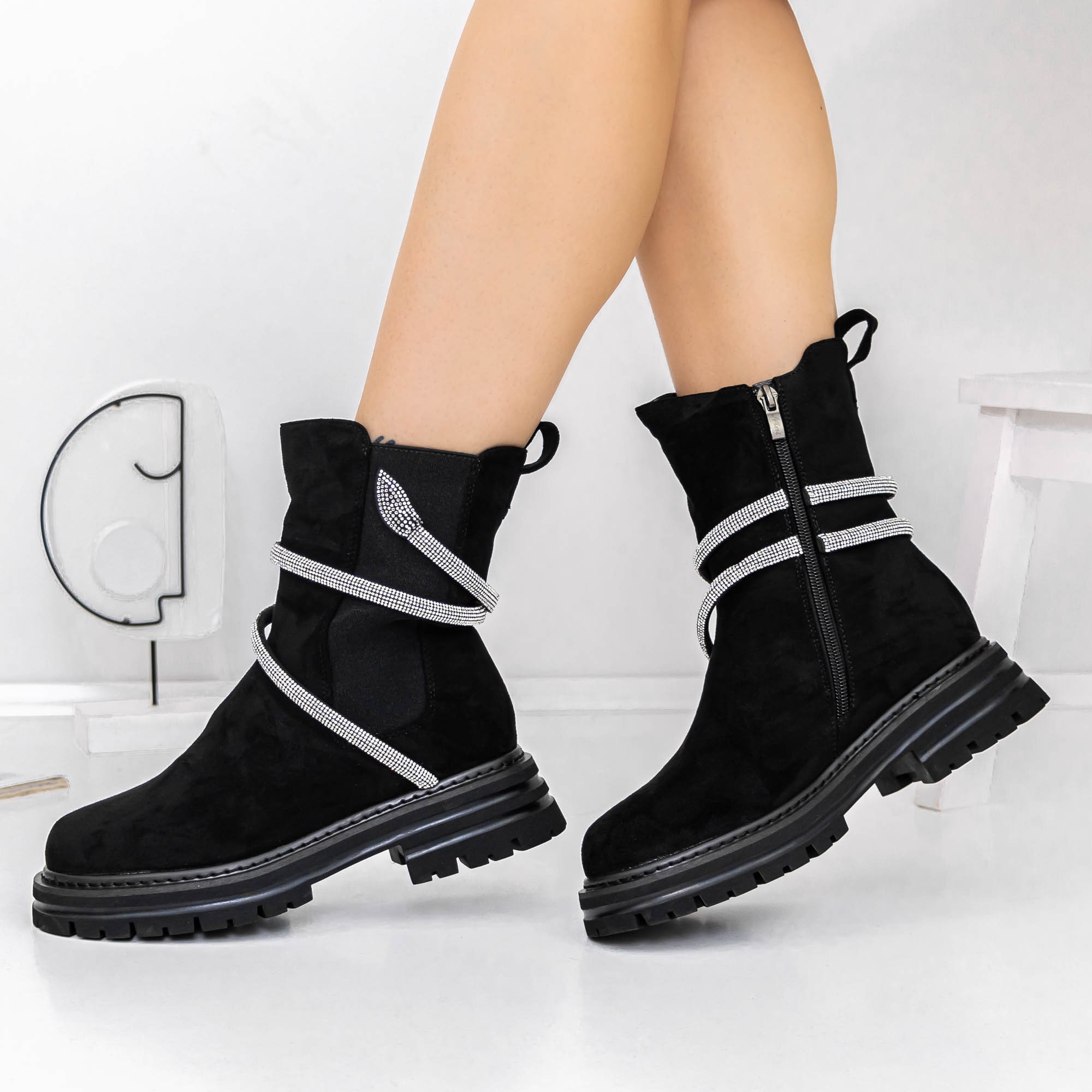 Ανοιξιάτικα-Φθινοπωρινά Γυναικεία Μποτάκια Varuna  Μαύρο, 3 - Kalapod.gr Ανοιξιάτικα-Φθινοπωρινά Γυναικεία Μποτάκια Varuna  Μαύρο, 3 - Kalapod.gr