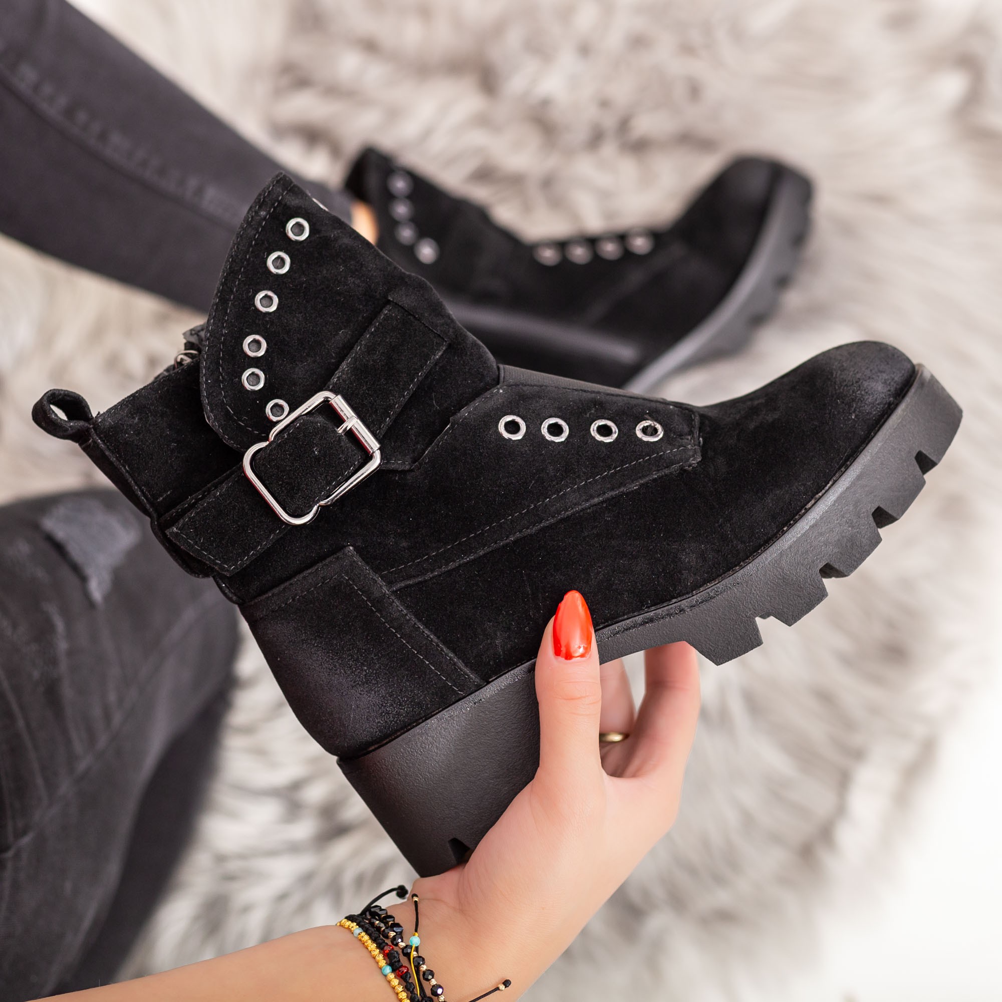 Γυναικείες κοντές μπότες Seada Μαύρο, 4 - Kalapod.gr Γυναικείες κοντές μπότες Seada Μαύρο, 4 - Kalapod.gr