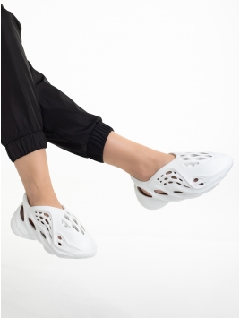 Γυναικεία αθλητικά παπούτσια  λευκά  από πολυουρεθάνη Grania - Kalapod.gr