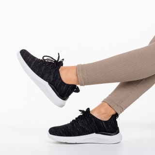 Γυναικεία αθλητικά παπούτσια μαύρα από ύφασμα Thiago - Kalapod.gr