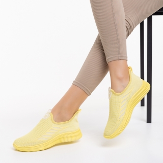 Γυναικεία Αθλητικά Παπούτσια, Γυναικεία αθλητικά παπούτσια  κίτρινα από ύφασμα  Fatima - Kalapod.gr