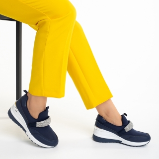 Γυναικεία Αθλητικά Παπούτσια, Γυναικεία αθλητικά παπούτσια μπλε από οικολογικό δέρμα Sabrinia - Kalapod.gr