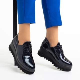 Γυναικεία Παπούτσια, Γυναικεία παπούτσια  σκούρο μπλε από οικολογικό δέρμα λουστρίνη Cordelia - Kalapod.gr