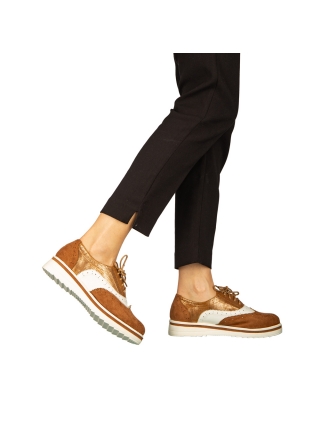 Γυναικεία σανδάλια και παντόφλες, Γυναικεία casual παπούτσια  από οικολογικό δέρμα καμελ Darme - Kalapod.gr