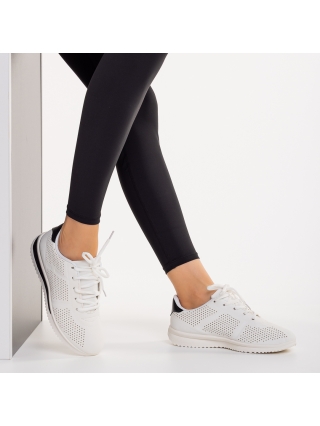 Γυναικεία αθλητικά παπούτσια  λευκά  με  μαυρό από οικολογικό δέρμα   Zolla - Kalapod.gr