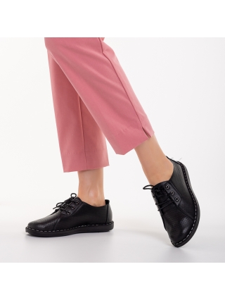Casual παπούτσια, Γυναικεία casual παπούτσια μαύρα από οικολογικό δέρμα Leondra - Kalapod.gr