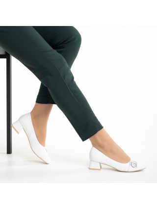 Χοντροτάκουνα παπούτσια, Γυναικεία παπούτσια λευκά από οικολογικό δέρμα   Fitria - Kalapod.gr