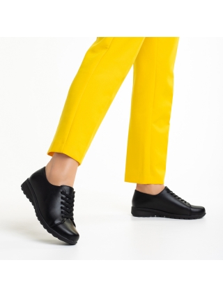 Casual παπούτσια, Γυναικεία αθλητικά παπούτσια  μαύρα  από οικολογικό δέρμα  Caterina - Kalapod.gr