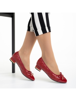 Παπούτσια με μίκρο τακούνι, Γυναικείες γόβες  κόκκινα  από οικολογικό δέρμα Capricia - Kalapod.gr