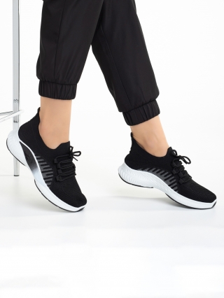 Γυναικεία αθλητικά παπούτσια  μαύρα από ύφασμα  Matrona - Kalapod.gr