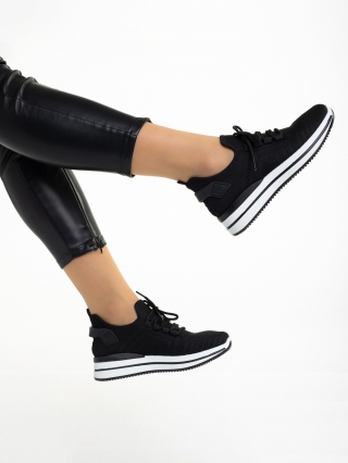 Γυναικεία Αθλητικά Παπούτσια, Γυναικεία αθλητικά παπούτσια μαύρα από ύφασμα Aryana - Kalapod.gr