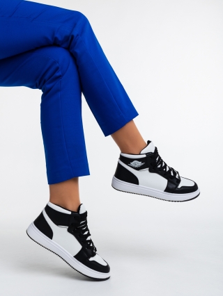 Γυναικεία Αθλητικά Παπούτσια, Γυναικεία αθλητικά παπούτσια μαύρα από οικολογικό δέρμα Quirina - Kalapod.gr