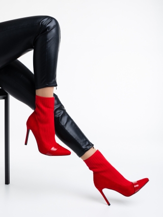 Μποτίνια με τακούνι, Γυναικεία μπότινια κόκκινα από ύφασμα Nieves - Kalapod.gr