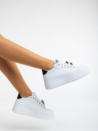 Γυναικεία Αθλητικά Παπούτσια, Γυναικεία αθλητικά παπούτσια λευκά  με μαύρo από οικολογικό δέρμα  Lovely - Kalapod.gr