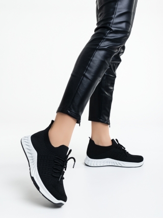 Γυναικεία Αθλητικά Παπούτσια, Γυναικεία αθλητικά παπούτσια μαύρα από ύφασμα Kiandra - Kalapod.gr