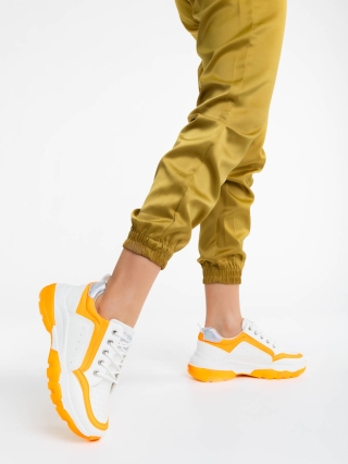 Γυναικεία αθλητικά παπούτσια λευκά με πορτοκαλί από οικολογικό δέρμα Mona - Kalapod.gr