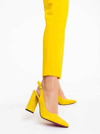 Γυναικεία Παπούτσια, Γυναικείες γόβες κίτρινες από ύφασμα Tamana - Kalapod.gr