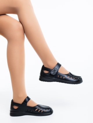 Γυναικείες Γόβες και Παπούτσια, Γυναικεία casual παπούτσια μαύρα από οικολογικό δέρμα  Celara - Kalapod.gr