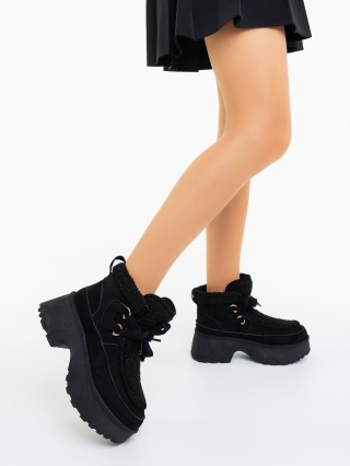 Γυναικείες μπότες με πλατφόρμα Binita Μαύρο - Kalapod.gr