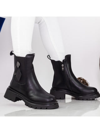 ΓΥΝΑΙΚΕΙΑ ΥΠΟΔΗΜΑΤΑ, Γυναικείες μπότες με πλατφόρμα Hamiya Μαύρο - Kalapod.gr