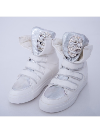 ΓΥΝΑΙΚΕΙΑ ΥΠΟΔΗΜΑΤΑ, Γυναικείες κοντές μπότες Delada Λευκό - Kalapod.gr