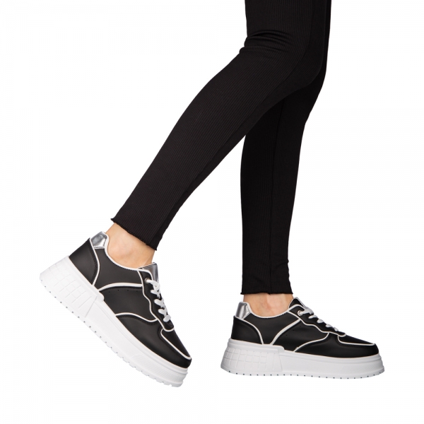 Γυναικεία αθλητικά παπούτσια μαύρα από οικολογικό δέρμα Orozo - Kalapod.gr