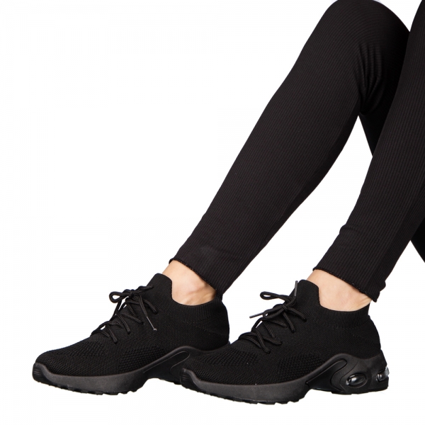 Γυναικεία αθλητικά παπούτσια μαύρα από ύφασμα Fepa, 5 - Kalapod.gr