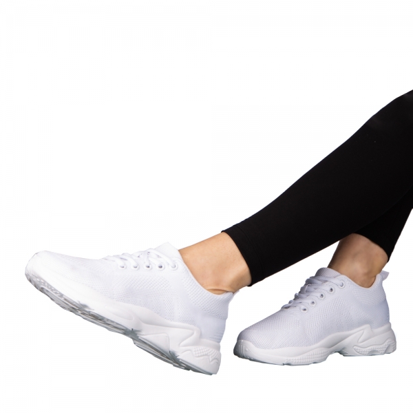 Γυναικεία αθλητικά παπούτσια  λευκά από ύφασμα Morison, 5 - Kalapod.gr