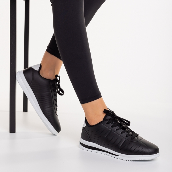 Γυναικεία αθλητικά παπούτσια μαυρά με λευκό από οικολογικό δέρμα Jesika - Kalapod.gr