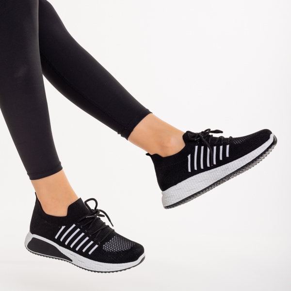 Γυναικεία αθλητικά παπούτσια μαύρα με λευκό από ύφασμα Biriza, 6 - Kalapod.gr