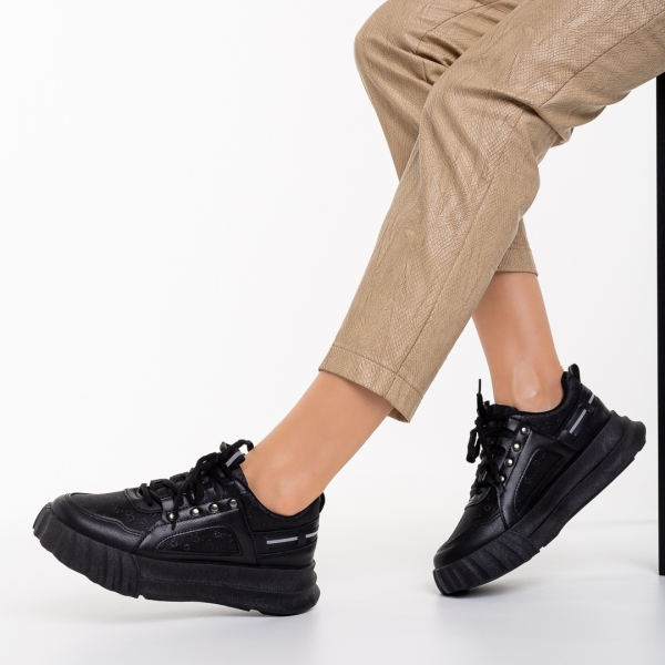 Γυναικεία αθλητικά παπούτσια μαύρα από οικολογικό δέρμα και ύφασμα Meriz - Kalapod.gr