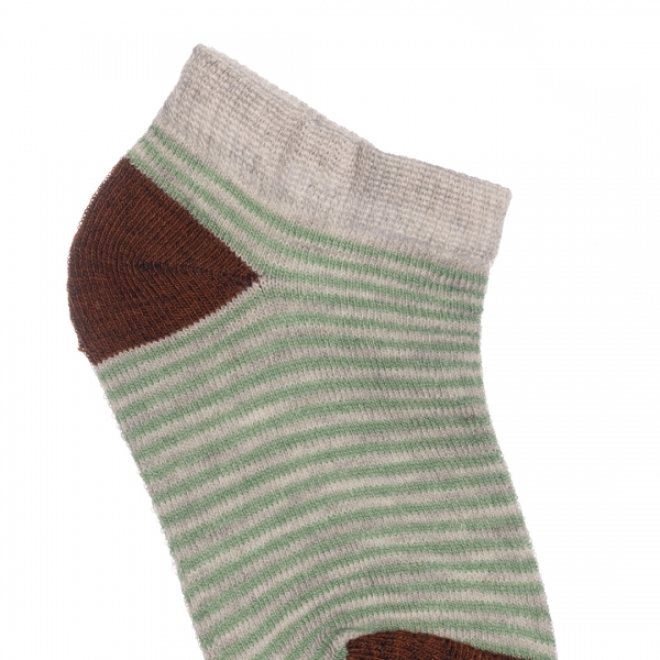 Σετ 2 τεμάχια παιδικές κάλτσες κοντές M-C066 γκρί με ρίγες πράσινα, 2 - Kalapod.gr