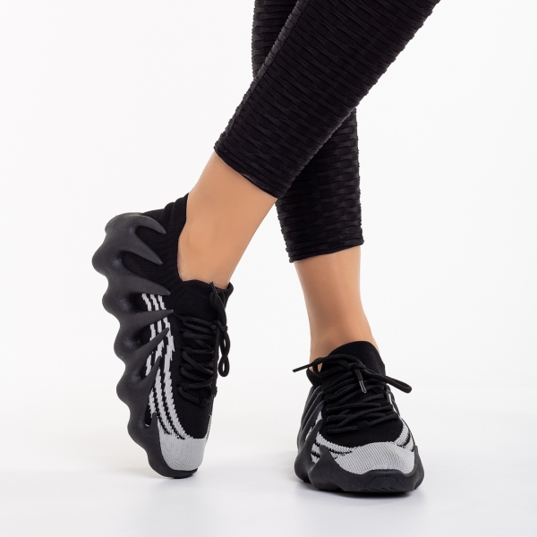 Γυναικεία αθλητικά παπούτσια μαύρα από ύφασμα Nelly - Kalapod.gr