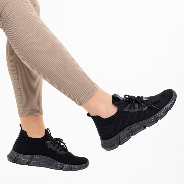 Γυναικεία αθλητικά παπούτσια μαύρα από ύφασμα Daissy, 5 - Kalapod.gr