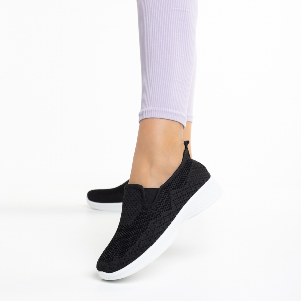 Γυναικεία αθλητικά παπούτσια λευκά με μαύρο από ύφασμα Leanne, 5 - Kalapod.gr
