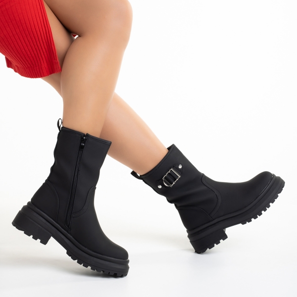 Γυναικείες μπότες  μαύρες  από οικολογικό δέρμα Gisselle - Kalapod.gr