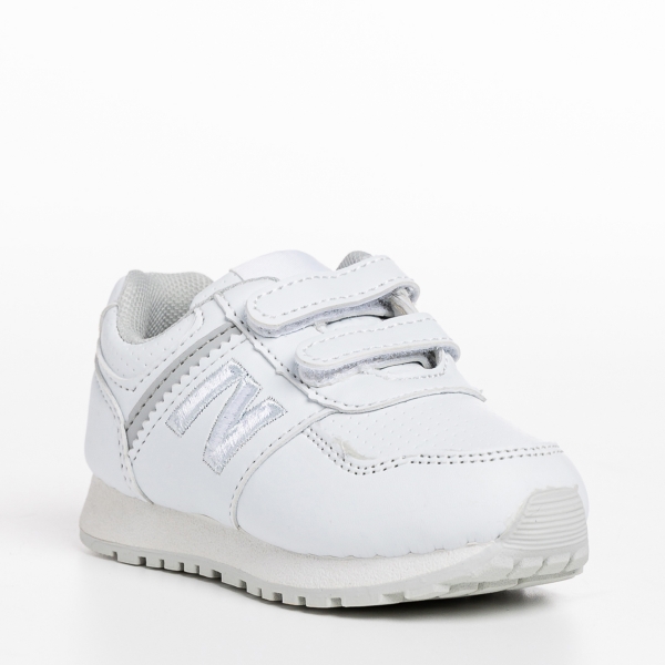 Παιδικά αθλητικά παπούτσια  λευκά από οικολογικό δέρμα Clancy - Kalapod.gr