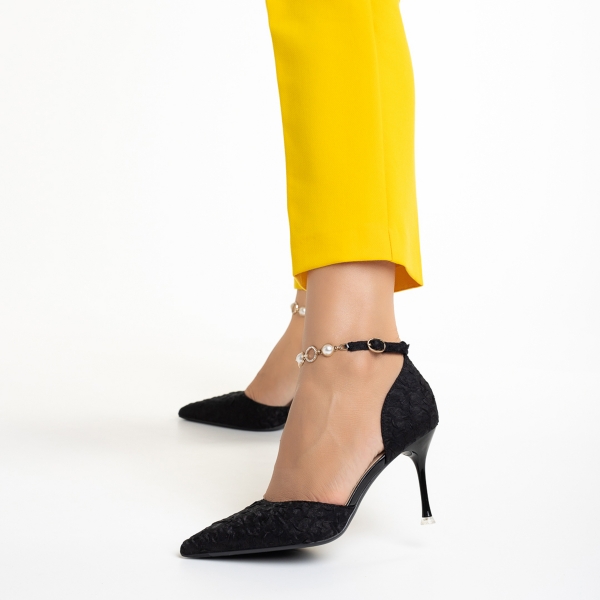Γυναικεία παπούτσια  μαύρα  από οικολογικό δέρμα  Briony - Kalapod.gr