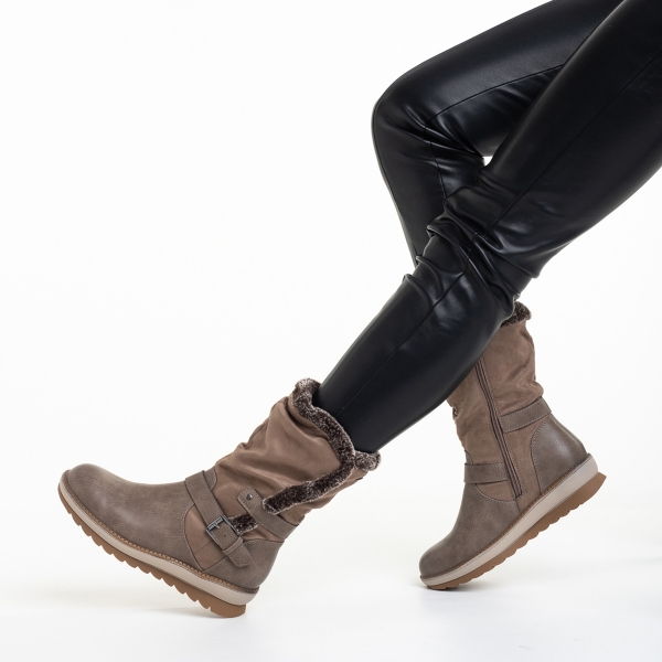 Γυναικείες μπότες  μπεζ  από οικολογικό δέρμα και ύφασμα Collete - Kalapod.gr