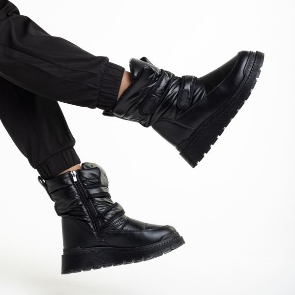 Γυναικείες μπότες μαύρες  από οικολογικό δέρμα και ύφασμα  Xiomara, 6 - Kalapod.gr