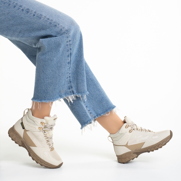 Γυναικεία μπότακια μπεζ από οικολογικό δέρμα  και ύφασμα  Paityn - Kalapod.gr