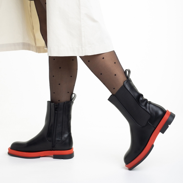Γυναικείες μπότες μαύρες με κόκκινο από οικολογικό δέρμα Verma - Kalapod.gr
