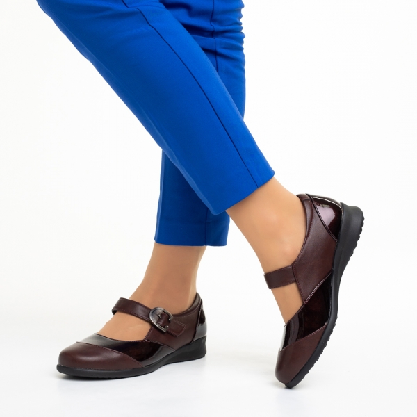 Γυναικεία παπούτσια  γκρενά από οικολογικό δέρμα λουστρίνη Joanna, 3 - Kalapod.gr