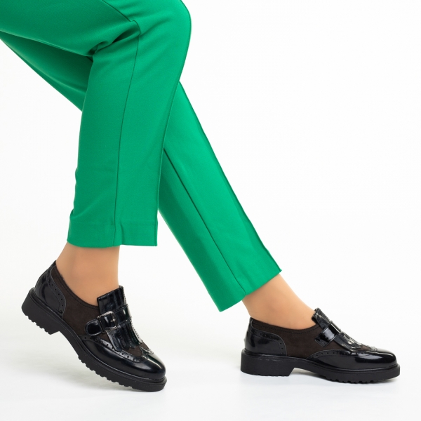 Γυναικεία παπούτσια  μαύρα από οικολογικό δέρμα λουστρίνη Evianna, 5 - Kalapod.gr